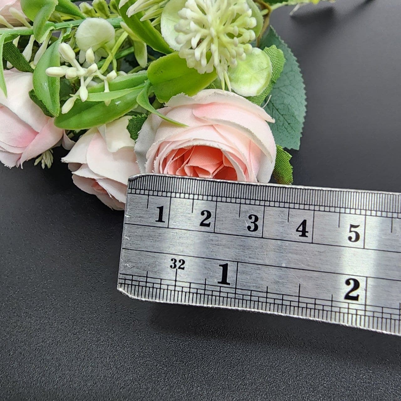 LZ7 (LZ7), Rose: graduated petal tones running from a deep heart to a softer edge.