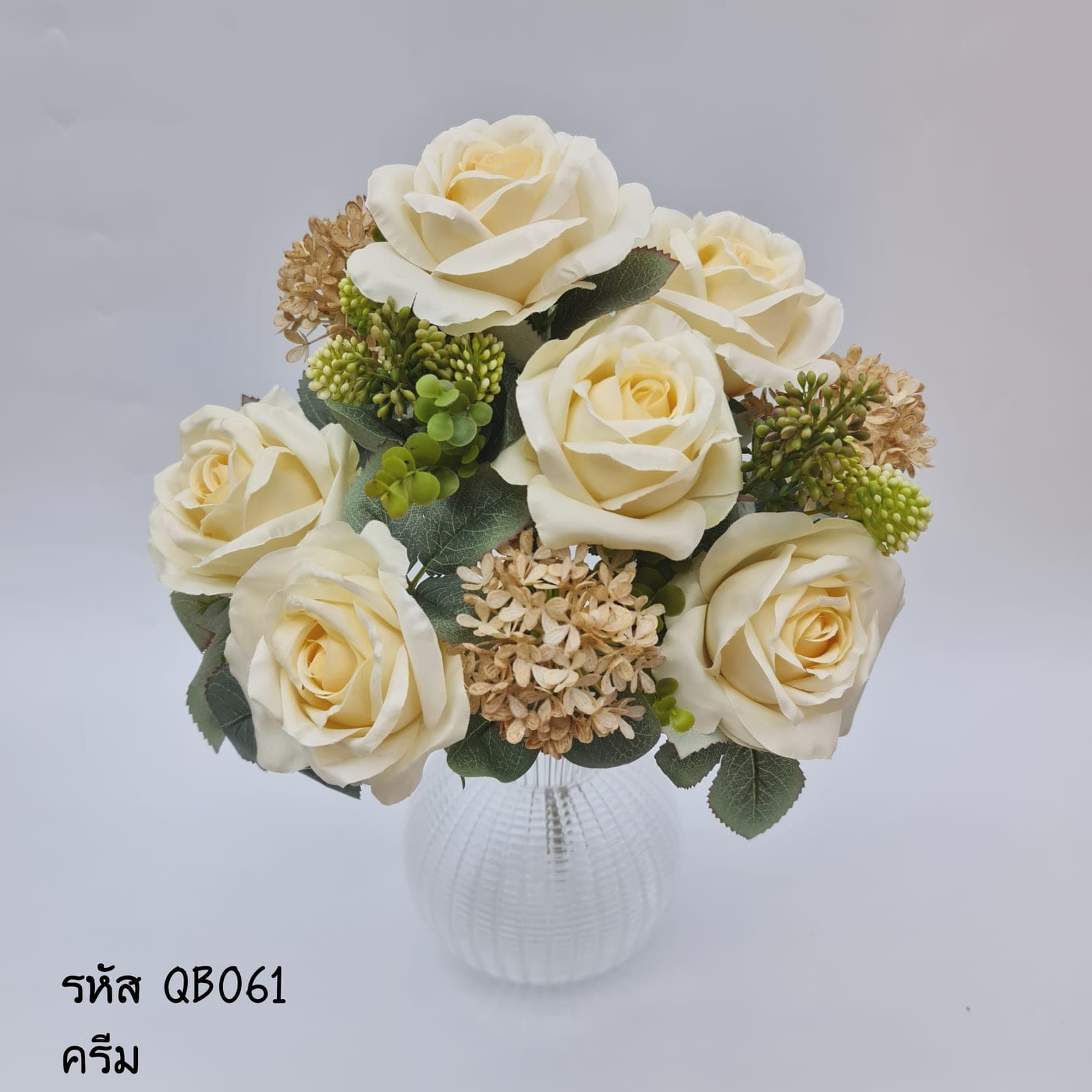กุหลาบ (QB6), กุหลาบ: กลีบกำมะหยี่พับซ้อนกันเป็นชั้นเปิดอ่อนละมุน