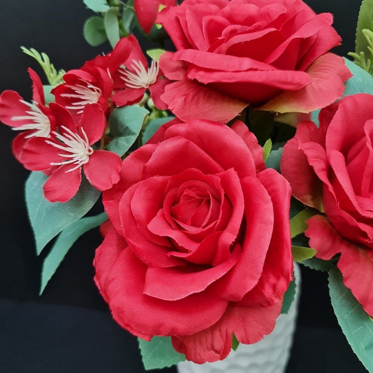 กุหลาบ ×7 (WC24), กุหลาบ: ดอกแน่น ก้านแข็งแรง ทรงเปิดได้สวยทุกมุม