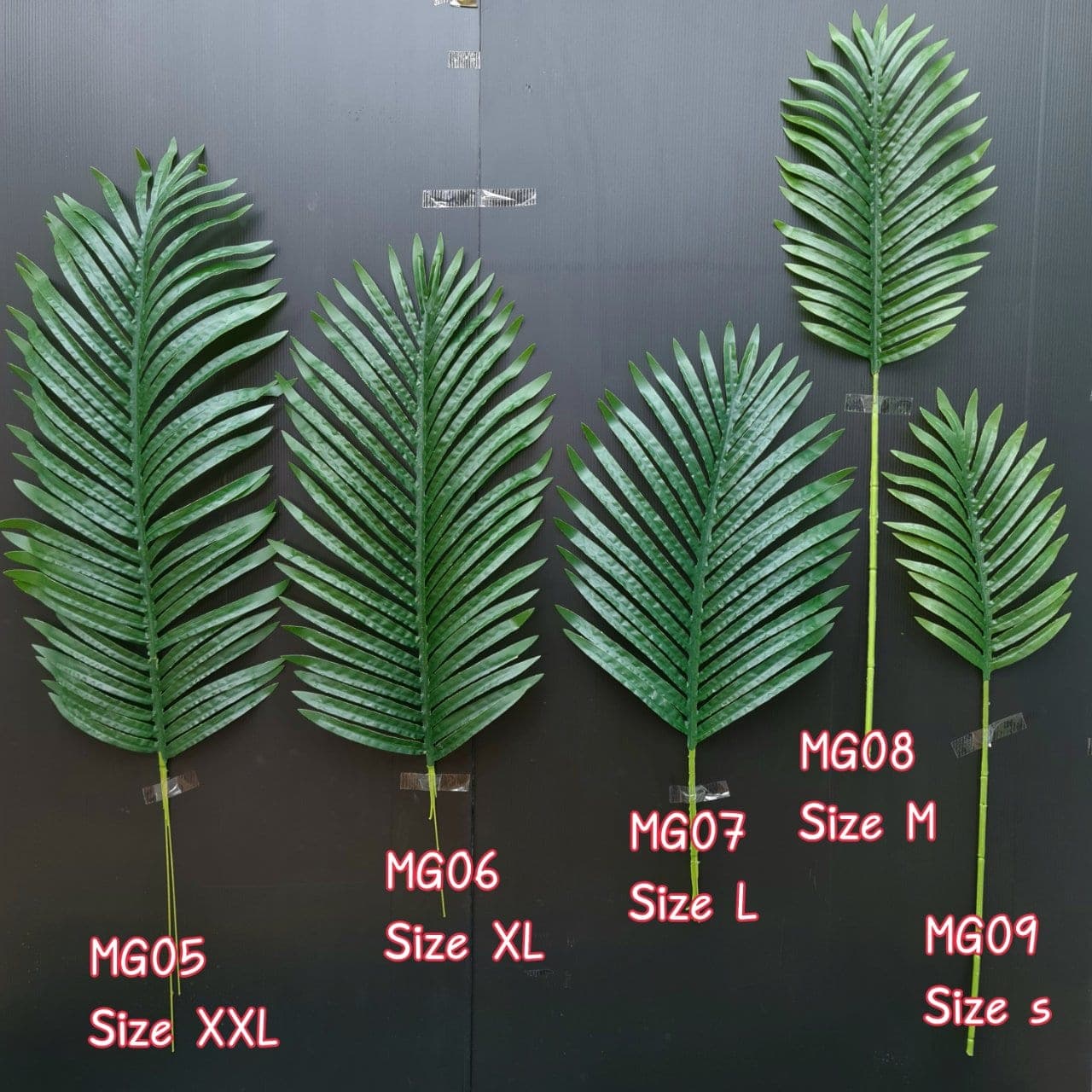 ใบทางหมาก (MG5,6,7,8,9), Foliage: leaf material that lends weight and texture along the rim of a vessel.